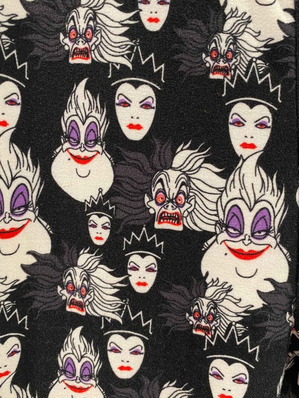 LuLaRoe Disney, OSFM, Disney Villian print leggings, black, white NWOT